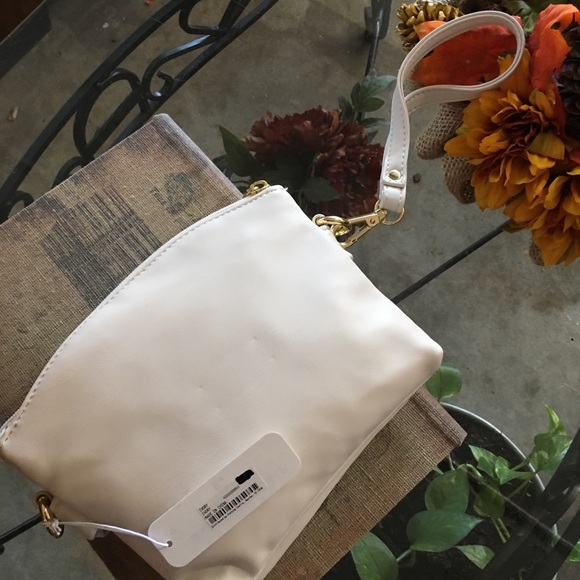 Purse - Picture 3 of 4